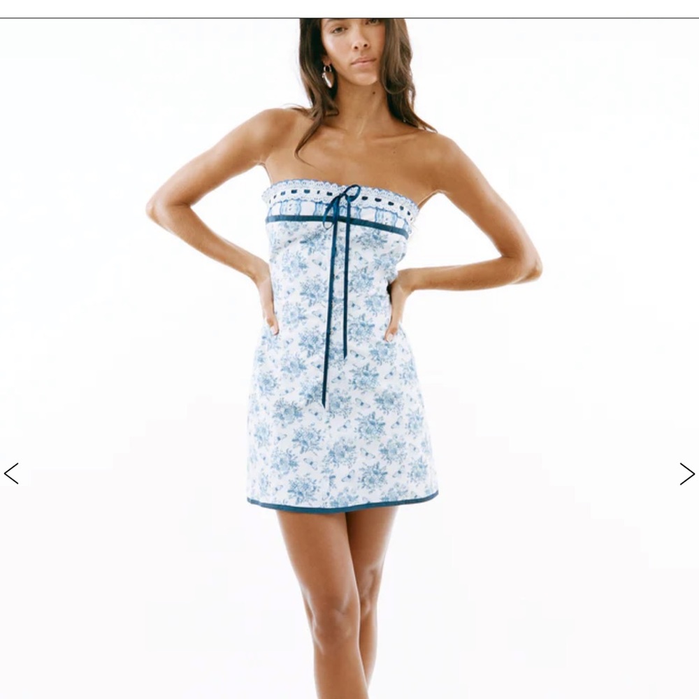 With Jéan Sabrin Dress | Toile Papillon
